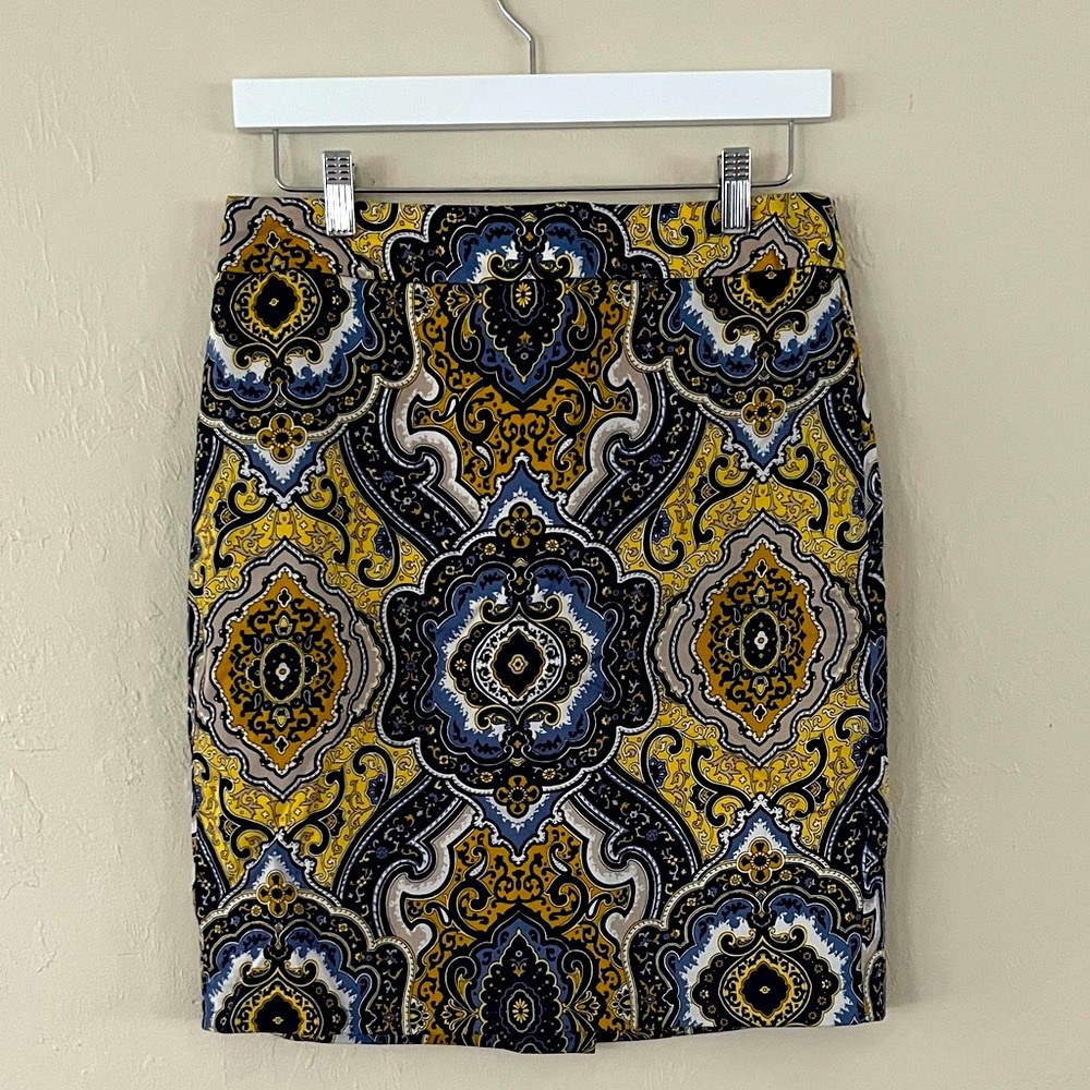 Ann Taylor Black and Gold Paisley Pencil Skirt